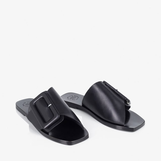 Ceci Black Flat sandals