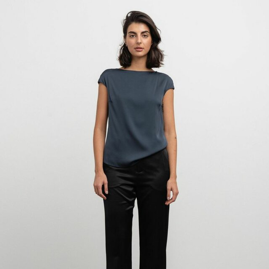 Yui Top