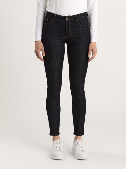 TOVA Mörkblå slim fit jeans