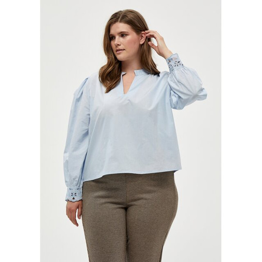 Julianna Lace Blouse Curve