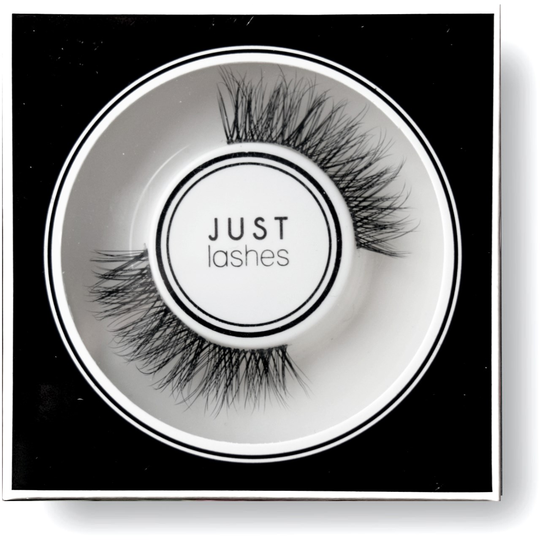 Just Lashes Alexa S.