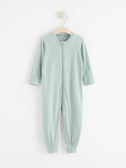 Pyjamas med prickar med kattapplikation baktill