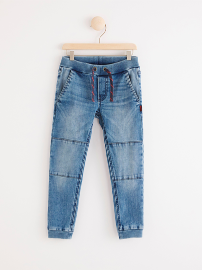 Joggingbyxor i denim med Bamse