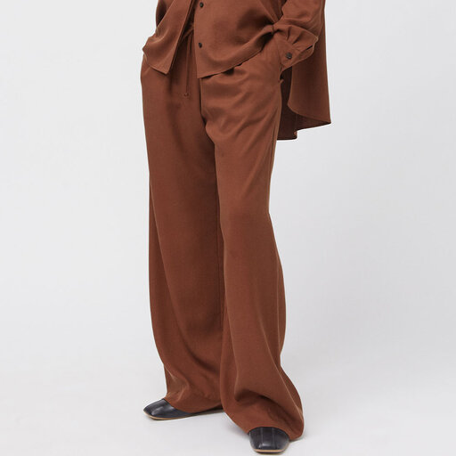 Vacant Pants