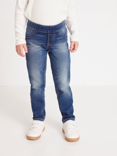 SARA Slim jeans med normalhög midja