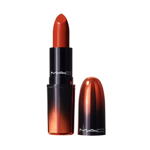 Love Me Lipstick