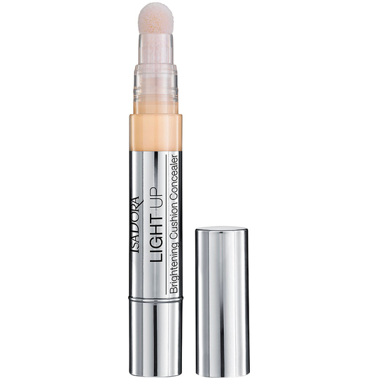 IsaDora Light Up Cushion Concealer | Naturlig och len hy |