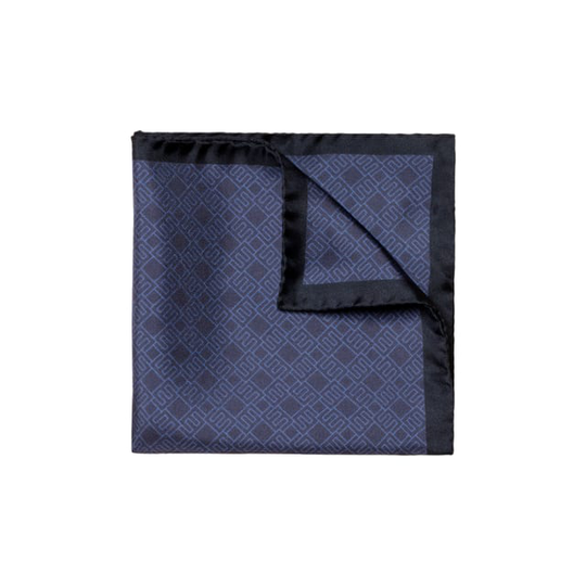 Sidennäsduk Med Dubbelmonogram