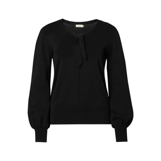 Finstickad Jumper Med Hålmönster - Alexandra Black