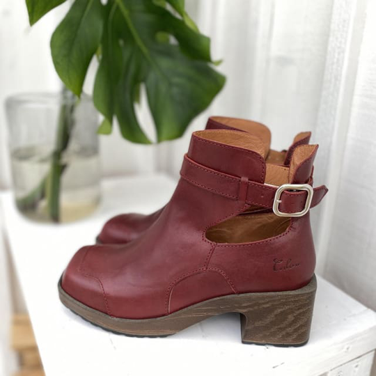 Kinga Boot Berry