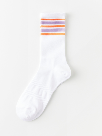 Ribbade strumpor med ränder