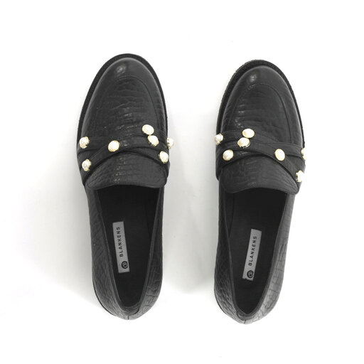 The Ebba black leather loafer