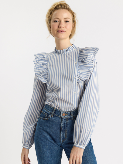 Randig blus med volanger