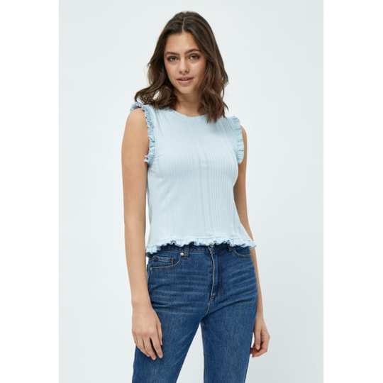 Darleen Tee