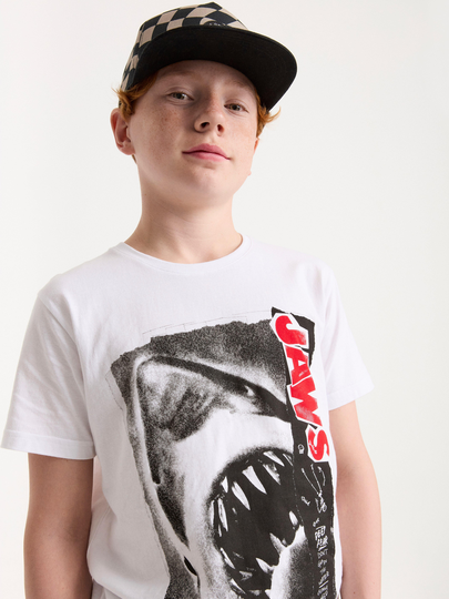 T-shirt med tryck från filmen Hajen