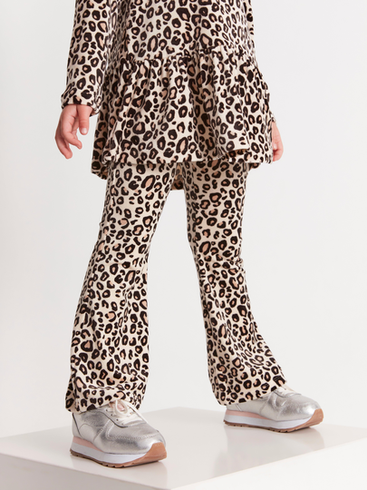 Utsvängd velourbyxa med leopardmönster