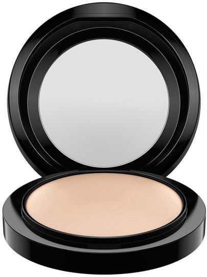 MAC Cosmetics Mineralize Skinfinish/ Natural Light Plus