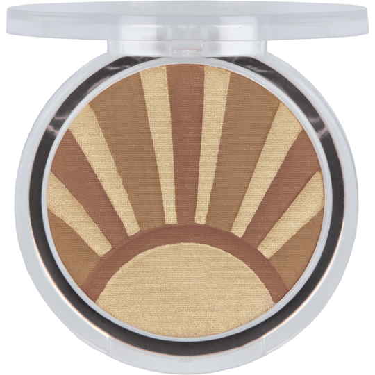 essence Kissed By The Light Illuminating Powder 02